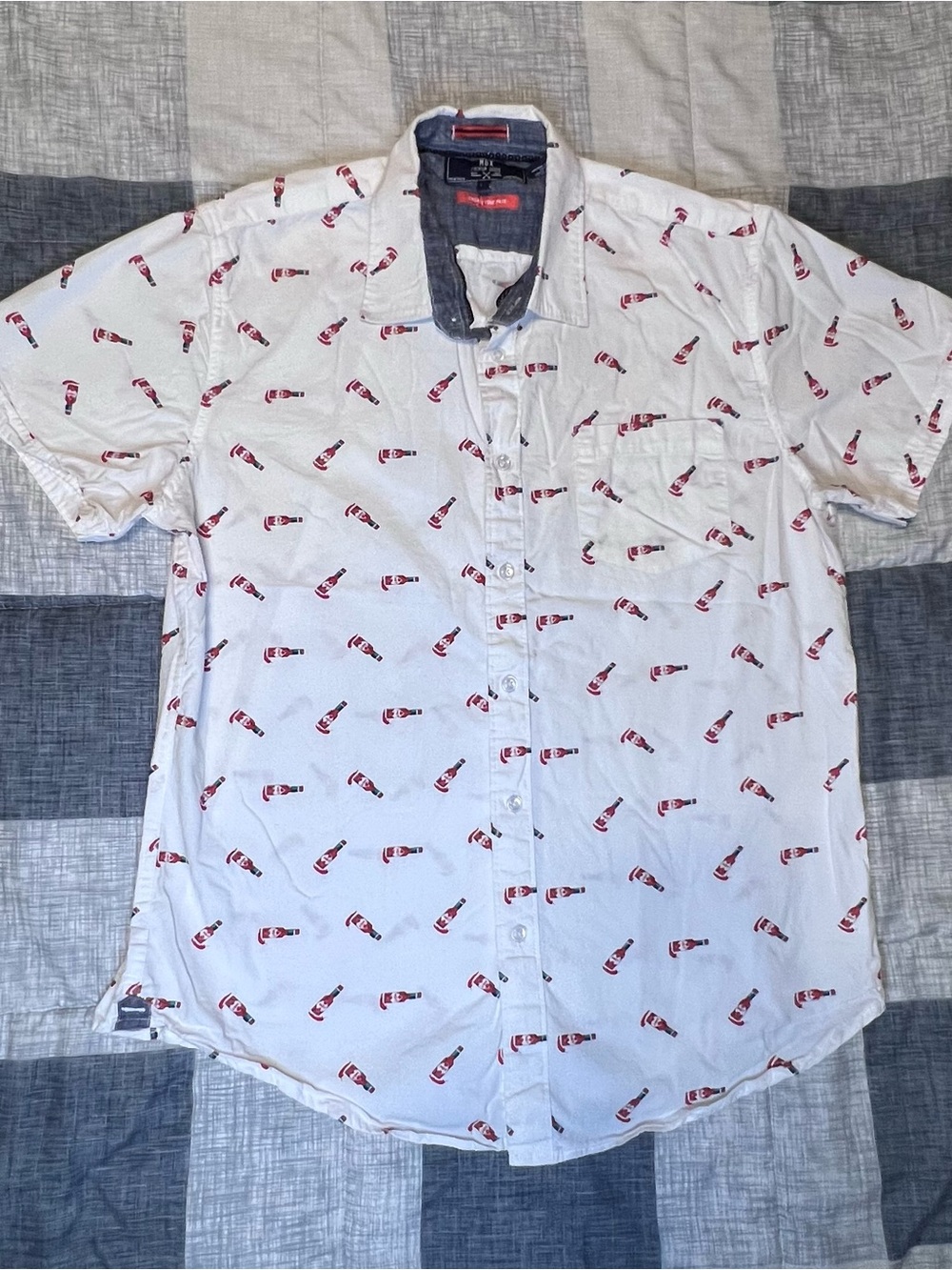 Casual White Short-Sleeve Button-Down Shirt with Red Hot Sauce Bottle Print